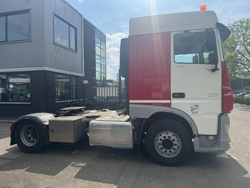 DAF XF 440 4X2 EURO 6 STANDKLIMA NIGHT LOCK - 트랙터 유닛 : 사진 4 DAF XF 440 4X2 EURO 6 STANDKLIMA NIGHT LOCK - 트랙터 유닛 : 사진 4