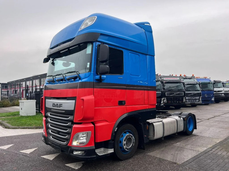 DAF XF 440 4X2 MEGA 678.649km - 트랙터 유닛 : 사진 1 DAF XF 440 4X2 MEGA 678.649km - 트랙터 유닛 : 사진 1