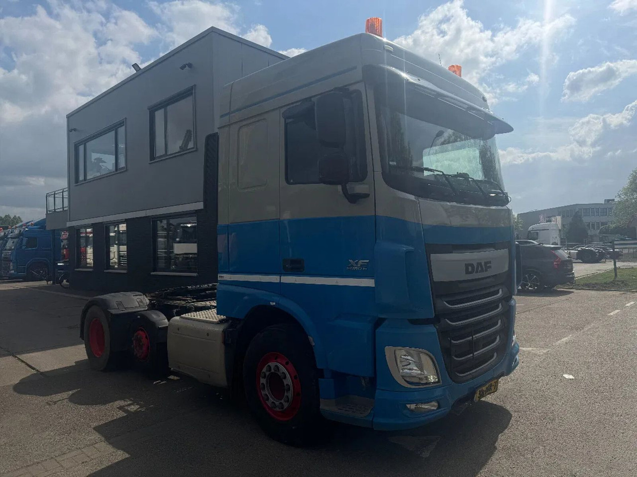 DAF XF 440 6X2 EURO 6 TÜV 09-2025 - 트랙터 유닛 : 사진 3 DAF XF 440 6X2 EURO 6 TÜV 09-2025 - 트랙터 유닛 : 사진 3