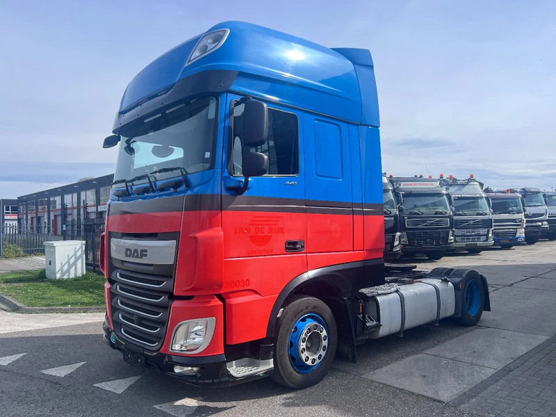 DAF XF 440 SSC 4X2 EURO 6 VOLUME - 트랙터 유닛 : 사진 1 DAF XF 440 SSC 4X2 EURO 6 VOLUME - 트랙터 유닛 : 사진 1