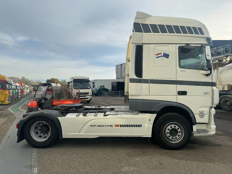 DAF XF 460 4X2 EURO 6 SKIRTS MX BRAKE NEW TACHO - 트랙터 유닛 : 사진 4 DAF XF 460 4X2 EURO 6 SKIRTS MX BRAKE NEW TACHO - 트랙터 유닛 : 사진 4