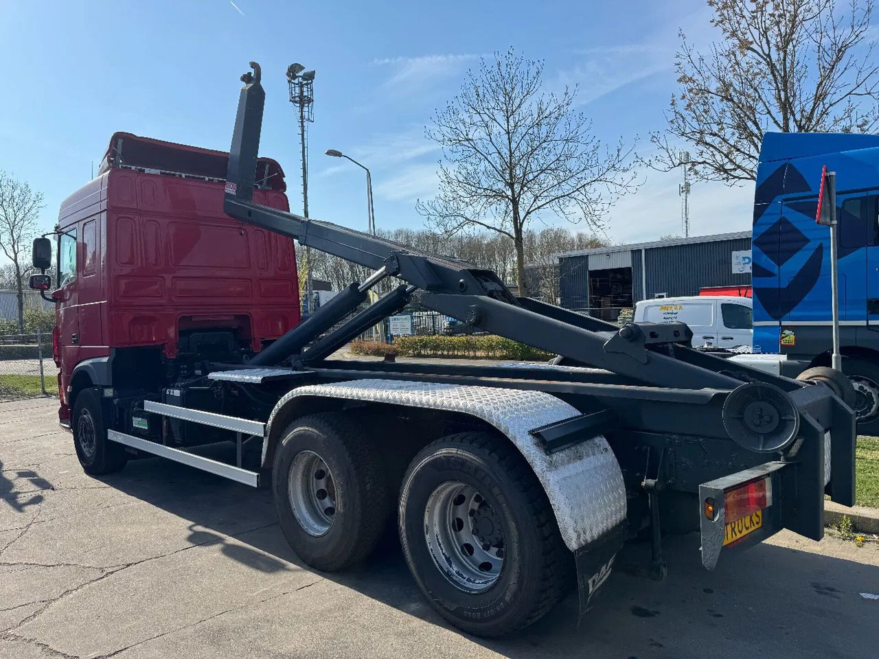 DAF XF 460 6X2 EURO 6 VDL HOOK 20T - 후크 리프트 트럭 : 사진 4 DAF XF 460 6X2 EURO 6 VDL HOOK 20T - 후크 리프트 트럭 : 사진 4