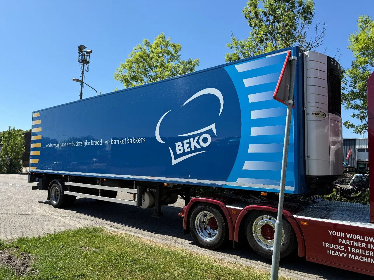 HRD 1 AS - BPW + CARRIER VECTOR 1550 + LOADLIFT 2000 - 냉동 세미 트레일러 : 사진 2 HRD 1 AS - BPW + CARRIER VECTOR 1550 + LOADLIFT 2000 - 냉동 세미 트레일러 : 사진 2