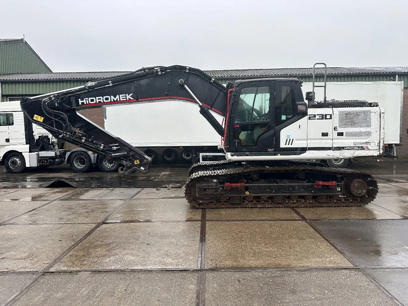 Hidromek HMK 230LC-4 CE, 700 MM PADS, CV, PIPED AUX PIPING,QH, AUTO LUBE, AC REVERSE CAMERA - 크롤러 굴삭기 : 사진 1 Hidromek HMK 230LC-4 CE, 700 MM PADS, CV, PIPED AUX PIPING,QH, AUTO LUBE, AC REVERSE CAMERA - 크롤러 굴삭기 : 사진 1