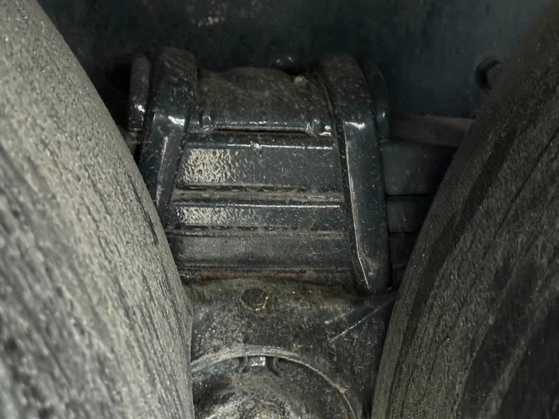 Iveco Trakker 360 6X4 EURO 6 + PALFINGER PK20001K + REMOTE CONTROL - 드롭사이드/ 플랫베드 트럭, 크레인 트럭 : 사진 5 Iveco Trakker 360 6X4 EURO 6 + PALFINGER PK20001K + REMOTE CONTROL - 드롭사이드/ 플랫베드 트럭, 크레인 트럭 : 사진 5