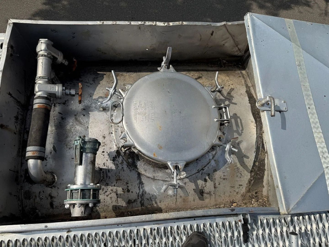 유조 세미 트레일러 Kässbohrer BITUM - 32000 LITER - 1 COMP. : 사진 9
