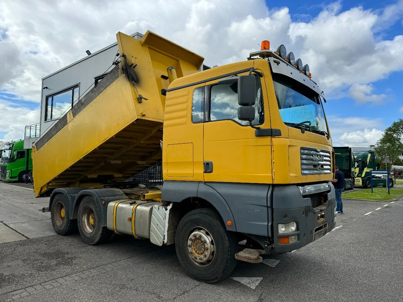 MAN TGA 26.530 6X4 MANUAL 3 PEDALS TIPPER KIPPER - 덤프트럭 : 사진 2 MAN TGA 26.530 6X4 MANUAL 3 PEDALS TIPPER KIPPER - 덤프트럭 : 사진 2