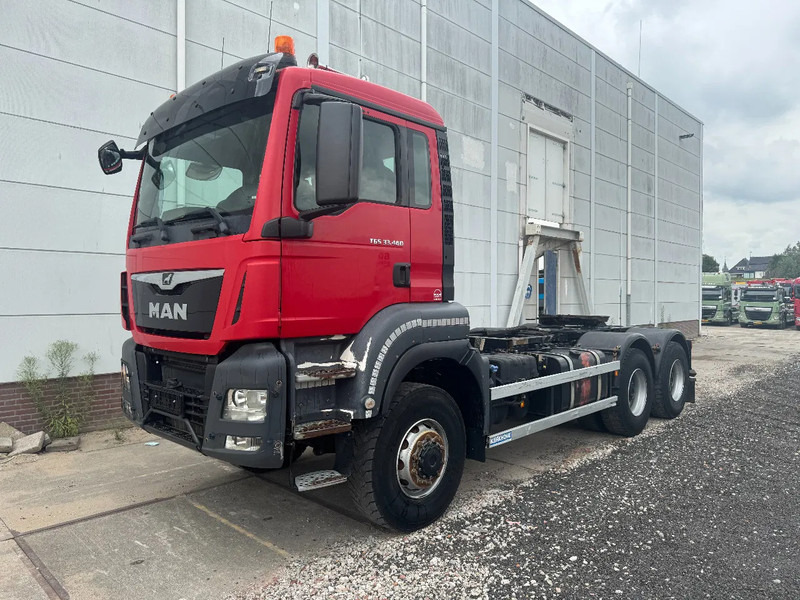 MAN TGS 33.460 6X6 BBS - EURO 6 - FULL STEEL SUSP.! + ROCKINGER - 트랙터 유닛 : 사진 1 MAN TGS 33.460 6X6 BBS - EURO 6 - FULL STEEL SUSP.! + ROCKINGER - 트랙터 유닛 : 사진 1