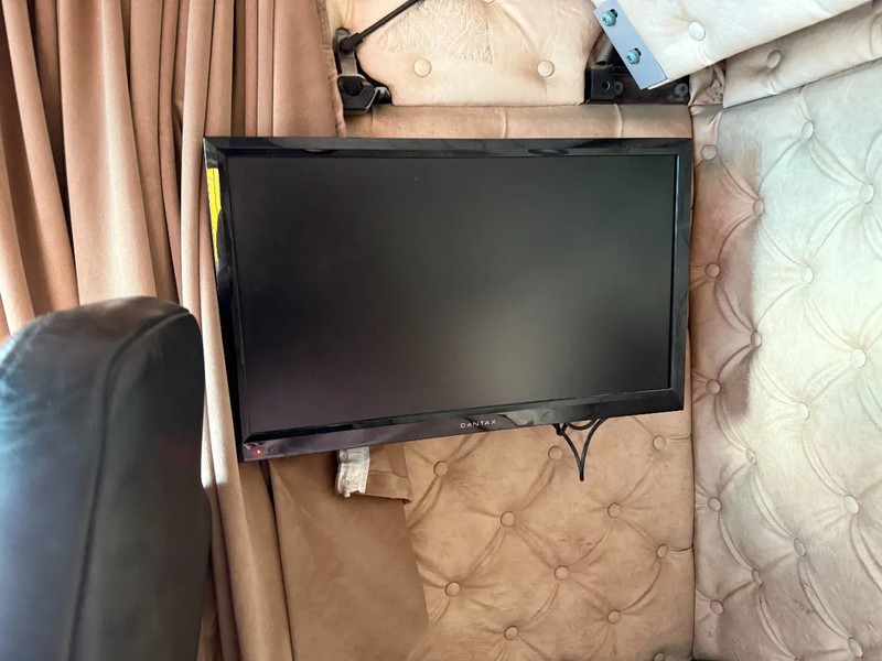 트랙터 유닛 MAN TGX 41.540 8X4 + RETARDER + PTO HYDRAULICS : 사진 19 트랙터 유닛 MAN TGX 41.540 8X4 + RETARDER + PTO HYDRAULICS : 사진 19