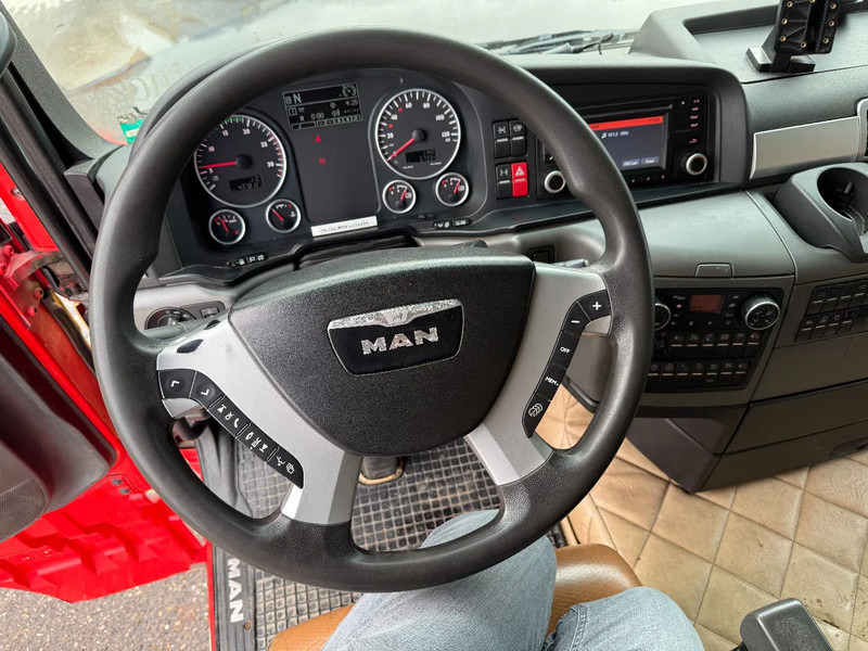 트랙터 유닛 MAN TGX 41.540 8X4 + RETARDER + PTO HYDRAULICS : 사진 16 트랙터 유닛 MAN TGX 41.540 8X4 + RETARDER + PTO HYDRAULICS : 사진 16