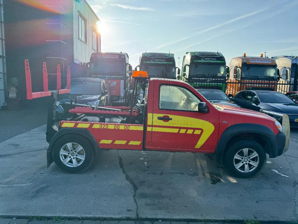 Mazda BT-50 4X4 + TOW TRUCK + DOUBLE WINCH + REMOTE - 견인 트럭 : 사진 4 Mazda BT-50 4X4 + TOW TRUCK + DOUBLE WINCH + REMOTE - 견인 트럭 : 사진 4