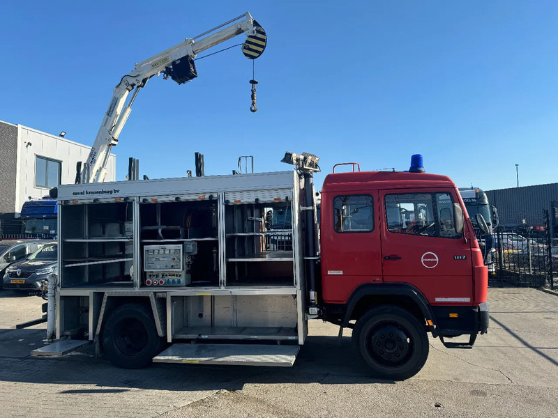 Mercedes-Benz 1117 4X2 FIRE TRUCK HIAB 050A ONLY 105787 KM - 소방차 : 사진 3 Mercedes-Benz 1117 4X2 FIRE TRUCK HIAB 050A ONLY 105787 KM - 소방차 : 사진 3