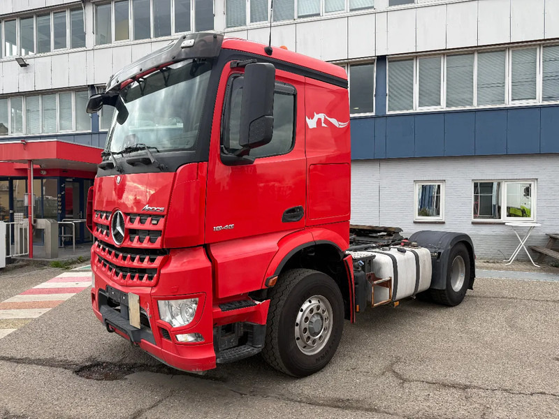 Mercedes-Benz Arocs 4X4 HYDRO DRIVE AN TIPPER HYDRAULIC - 트랙터 유닛 : 사진 1 Mercedes-Benz Arocs 4X4 HYDRO DRIVE AN TIPPER HYDRAULIC - 트랙터 유닛 : 사진 1