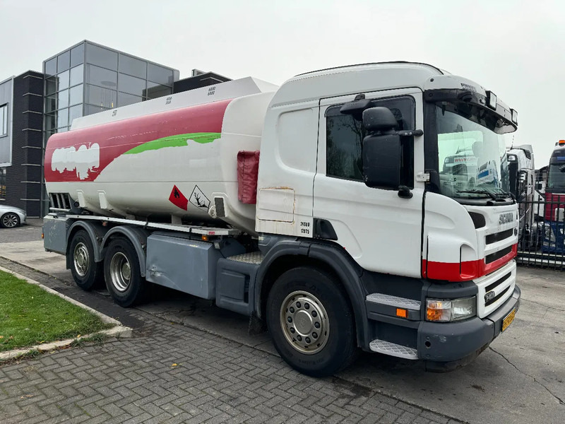 Scania P400 6X2 - EURO 5 + 3 CAMBER + LIFTING AXLE - 유조트럭 : 사진 3 Scania P400 6X2 - EURO 5 + 3 CAMBER + LIFTING AXLE - 유조트럭 : 사진 3