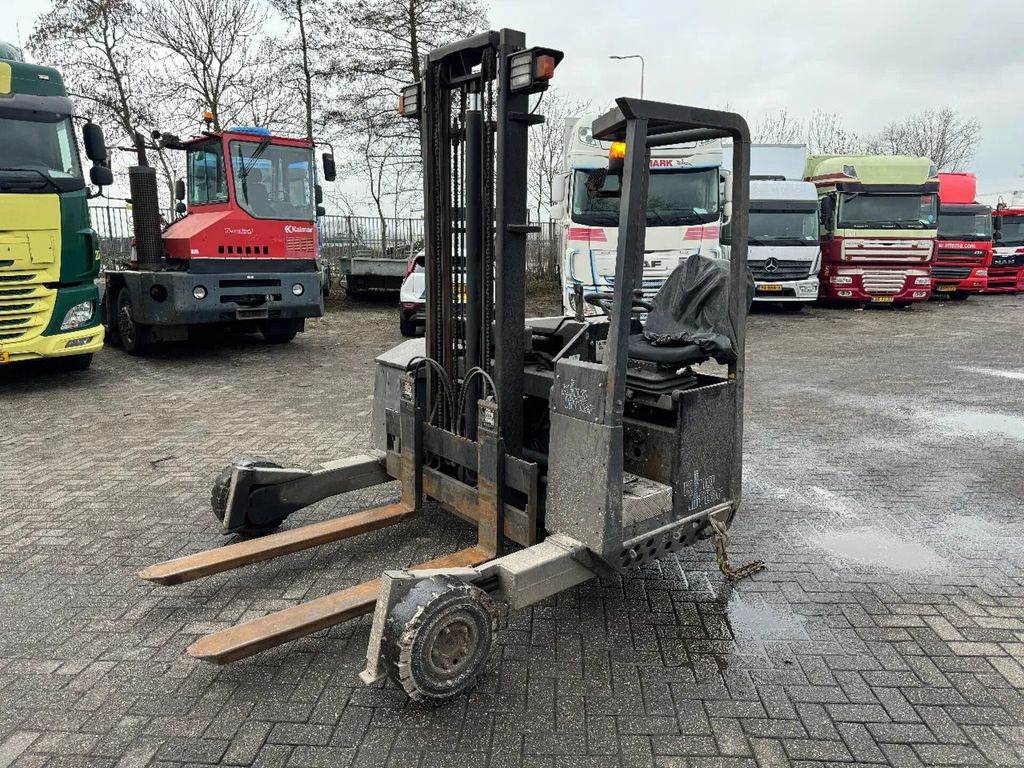 Terberg TKL 3X3 M 2000 KG KINGLIFTER 3,6 METER H - 디젤 지게차 : 사진 1 Terberg TKL 3X3 M 2000 KG KINGLIFTER 3,6 METER H - 디젤 지게차 : 사진 1