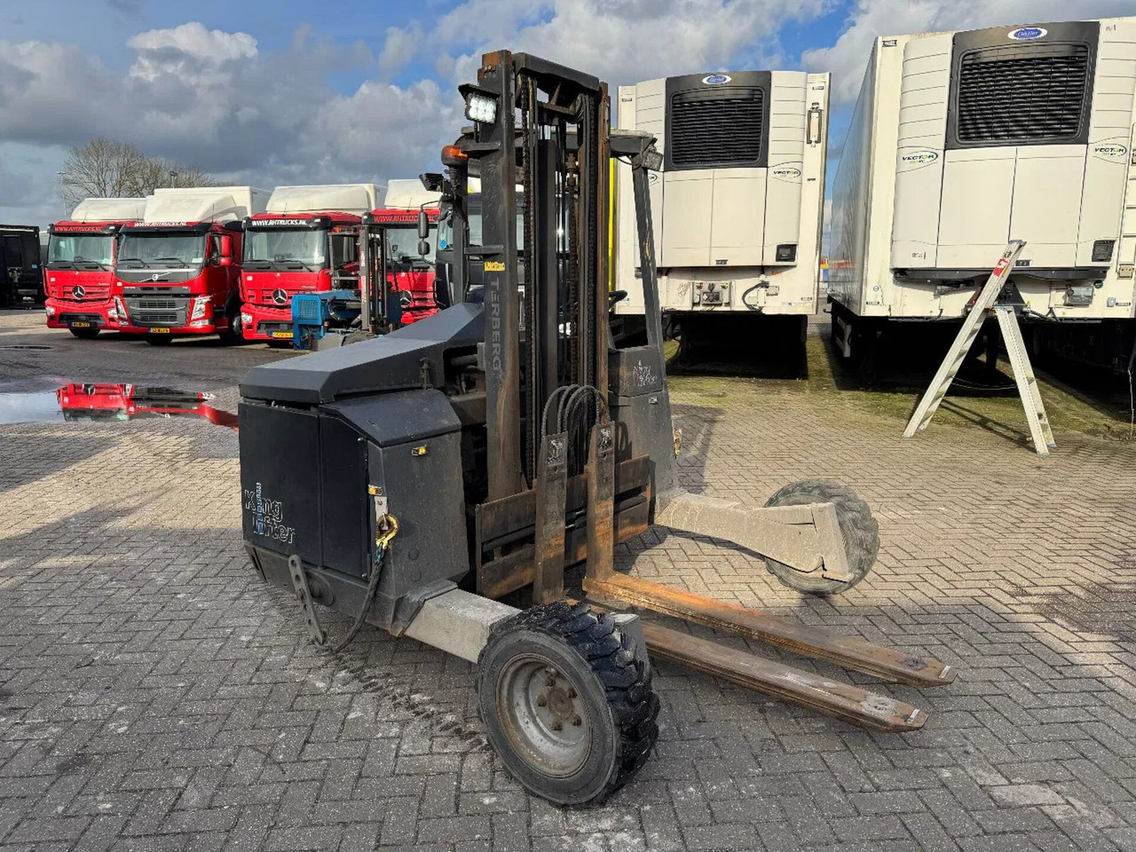 Terberg TKL-MC-3X3 - 2000KG 3,2 LIFTING HEIGHT - 트럭 장착 지게차 : 사진 3 Terberg TKL-MC-3X3 - 2000KG 3,2 LIFTING HEIGHT - 트럭 장착 지게차 : 사진 3