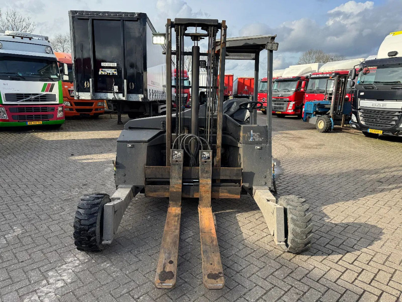 Terberg TKL-MC-3X3 - 2000KG 3,2 LIFTING HEIGHT - 트럭 장착 지게차 : 사진 2 Terberg TKL-MC-3X3 - 2000KG 3,2 LIFTING HEIGHT - 트럭 장착 지게차 : 사진 2