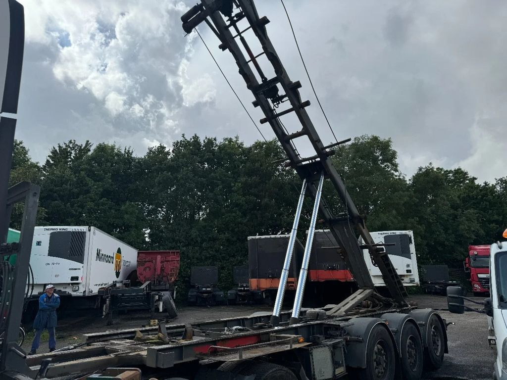 Vanhool CABLE AND KIPPING SYSTEM 3X BPW AXLE FRONT LIFTI - 컨테이너 운반 장치/ 스와프 보디 세미 트레일러 : 사진 5 Vanhool CABLE AND KIPPING SYSTEM 3X BPW AXLE FRONT LIFTI - 컨테이너 운반 장치/ 스와프 보디 세미 트레일러 : 사진 5
