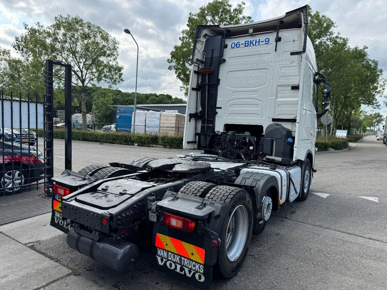 Volvo FH 460 6X2 - EURO 6 + KIPPER HYDR. + LIFTING AXL - 트랙터 유닛 : 사진 4 Volvo FH 460 6X2 - EURO 6 + KIPPER HYDR. + LIFTING AXL - 트랙터 유닛 : 사진 4