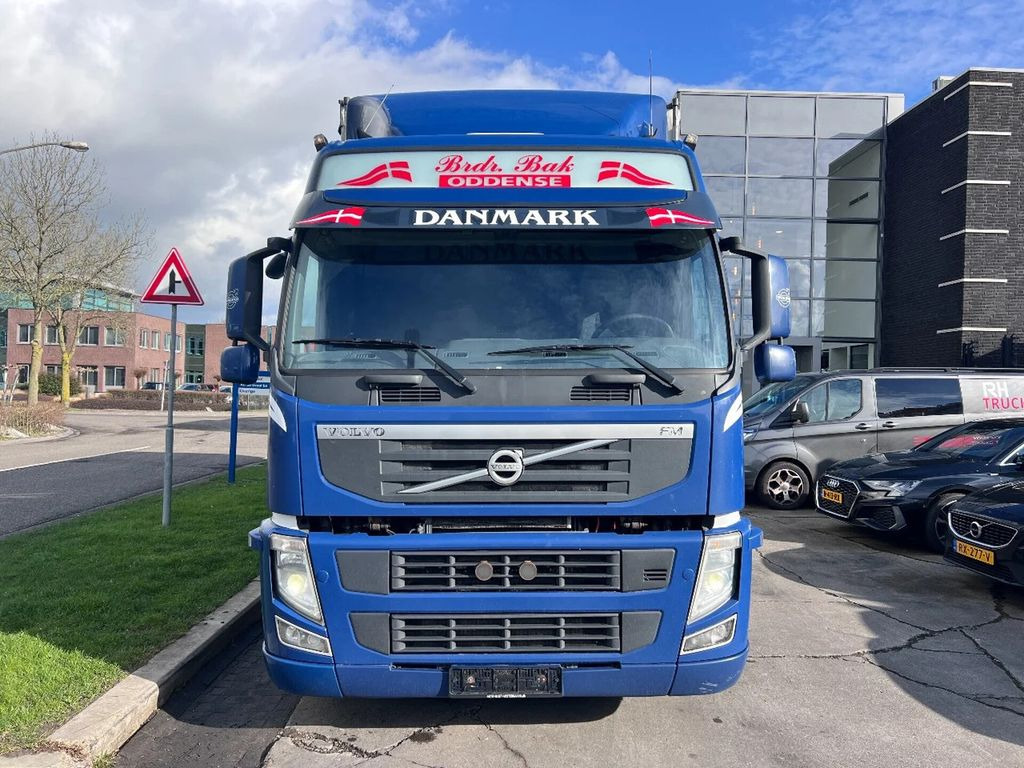 Volvo FM 370 4X2 EURO5 720x250x273 LOAD-LIFT - 커튼사이더 트럭 : 사진 2 Volvo FM 370 4X2 EURO5 720x250x273 LOAD-LIFT - 커튼사이더 트럭 : 사진 2