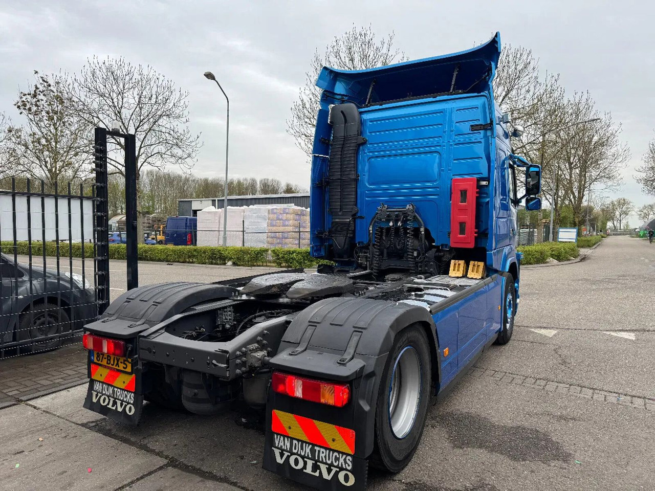 Volvo FM 370 4X2 SPOILERS EURO 6 SKIRTS HOLLAND TRUCK - 트랙터 유닛 : 사진 5 Volvo FM 370 4X2 SPOILERS EURO 6 SKIRTS HOLLAND TRUCK - 트랙터 유닛 : 사진 5