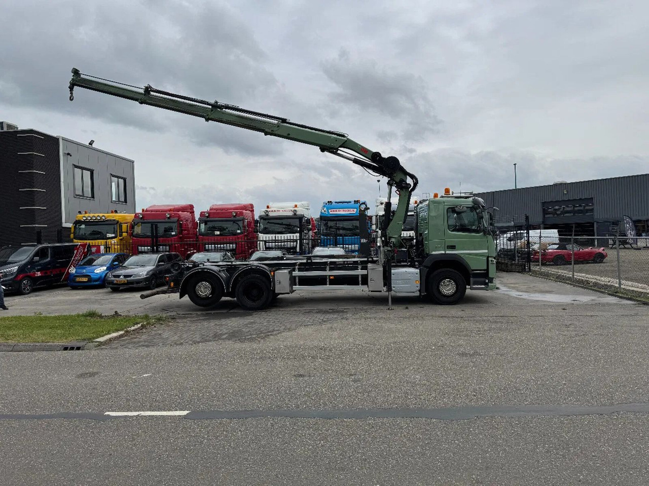 Volvo FM 370 6X2 VDL 21T HOOK + HIAB 211 + REMOTE CONT - 후크 리프트 트럭, 크레인 트럭 : 사진 2 Volvo FM 370 6X2 VDL 21T HOOK + HIAB 211 + REMOTE CONT - 후크 리프트 트럭, 크레인 트럭 : 사진 2