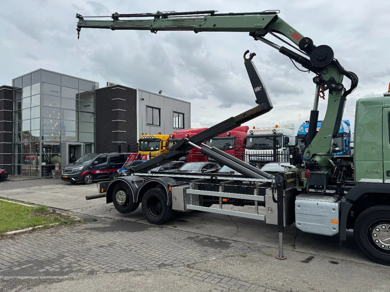 Volvo FM 370 6X2 VDL 21T HOOK + HIAB 211 + REMOTE CONT - 후크 리프트 트럭, 크레인 트럭 : 사진 4 Volvo FM 370 6X2 VDL 21T HOOK + HIAB 211 + REMOTE CONT - 후크 리프트 트럭, 크레인 트럭 : 사진 4