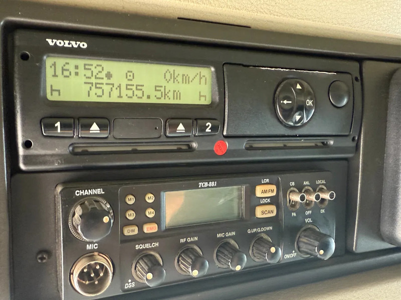 리스 Volvo FM 410 6X2 EURO 6 VDL 21T HOOK Volvo FM 410 6X2 EURO 6 VDL 21T HOOK : 사진 19 리스 Volvo FM 410 6X2 EURO 6 VDL 21T HOOK Volvo FM 410 6X2 EURO 6 VDL 21T HOOK : 사진 19