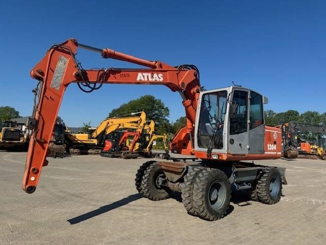 ATLAS 1304 M - 휠 굴삭기 : 사진 3 ATLAS 1304 M - 휠 굴삭기 : 사진 3