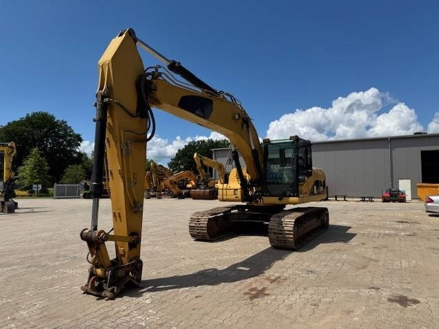CAT 323 D L - 크롤러 굴삭기 : 사진 2 CAT 323 D L - 크롤러 굴삭기 : 사진 2
