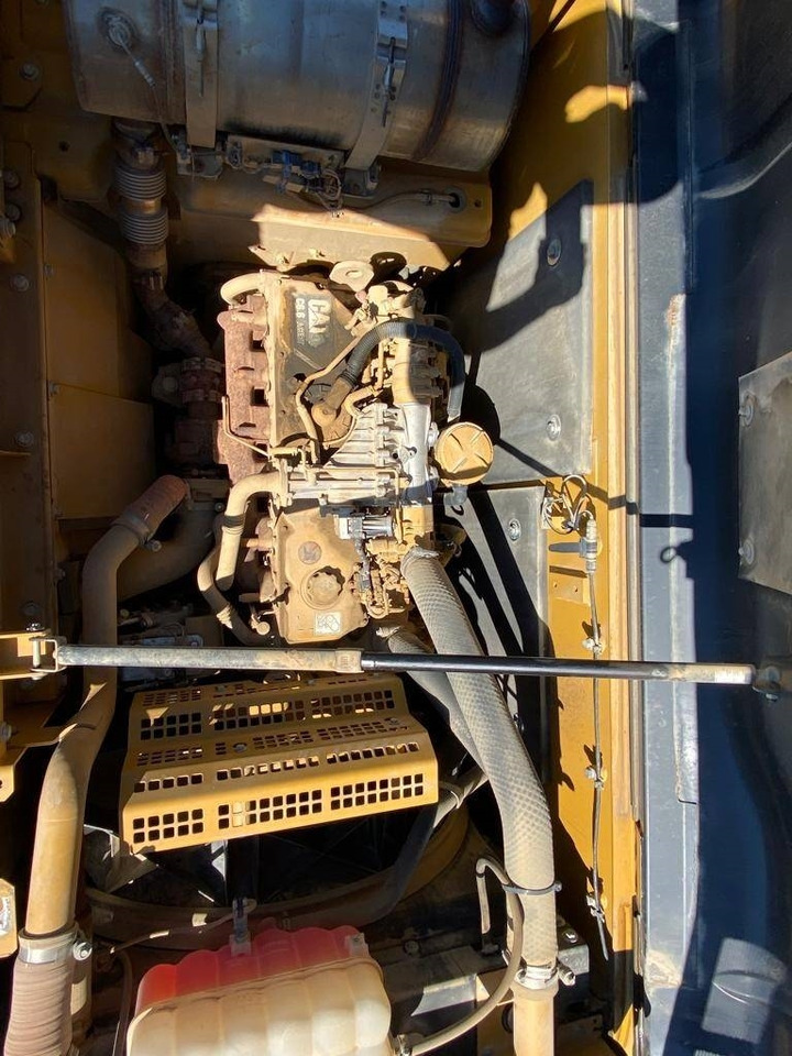크롤러 굴삭기 CAT 323 E : 사진 8