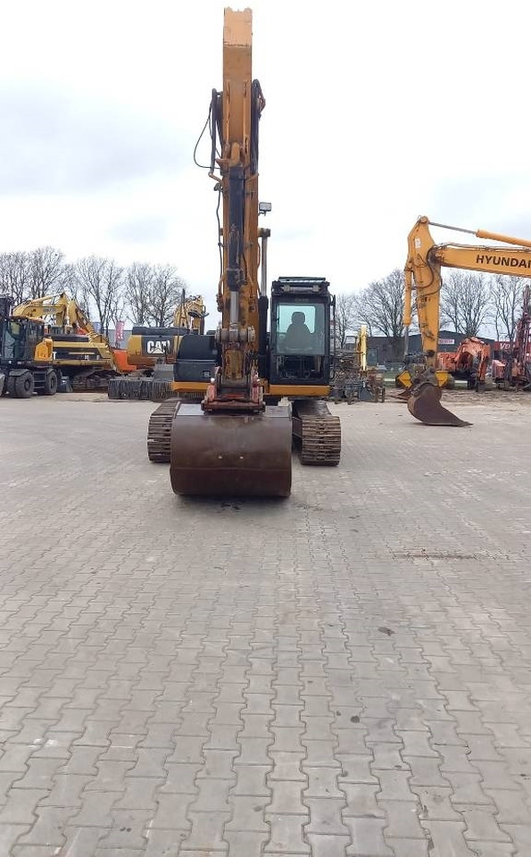 Case CX 210 B - 크롤러 굴삭기 : 사진 4 Case CX 210 B - 크롤러 굴삭기 : 사진 4