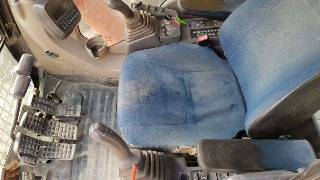 HITACHI ZX 470LCH-3 - 크롤러 굴삭기 : 사진 5 HITACHI ZX 470LCH-3 - 크롤러 굴삭기 : 사진 5