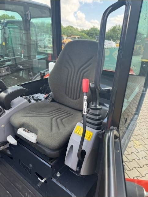 KUBOTA KX018-4 - 미니 굴삭기 : 사진 5 KUBOTA KX018-4 - 미니 굴삭기 : 사진 5