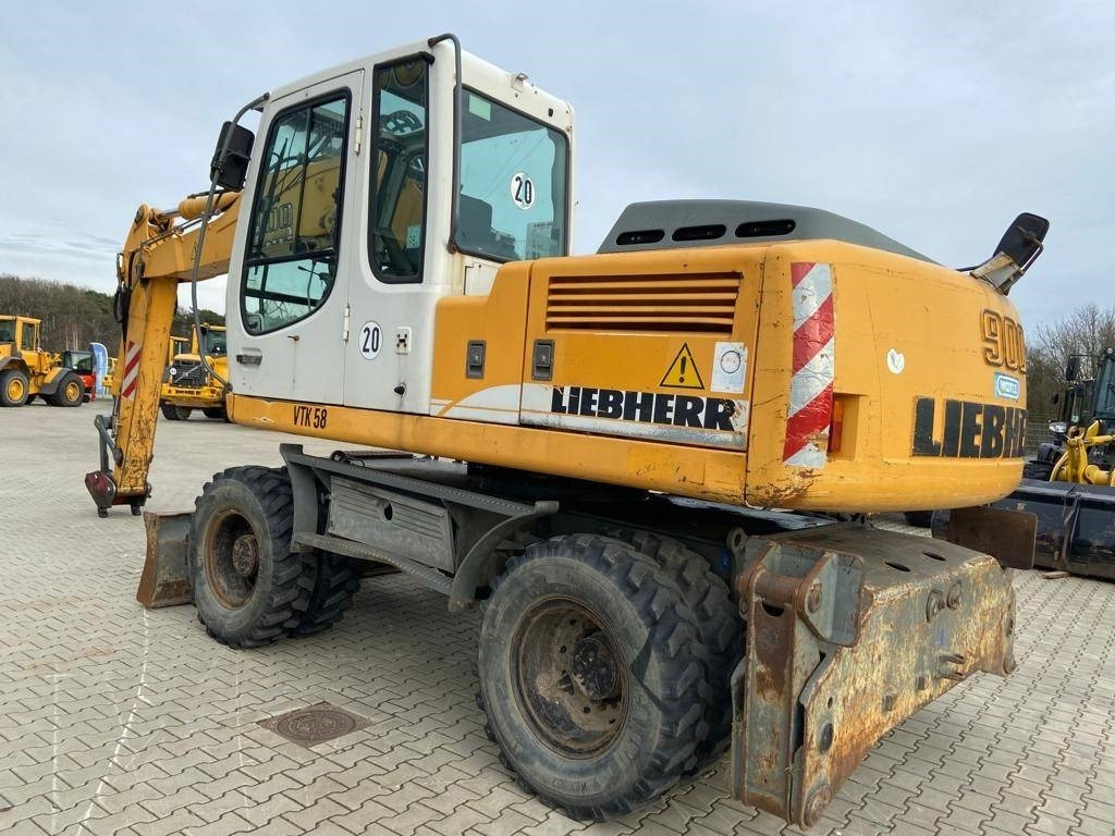 LIEBHERR A 900 C Lit. - 휠 굴삭기 : 사진 1 LIEBHERR A 900 C Lit. - 휠 굴삭기 : 사진 1