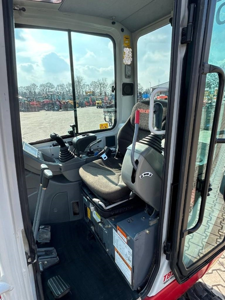 미니 굴삭기 Takeuchi TB 225 : 사진 8