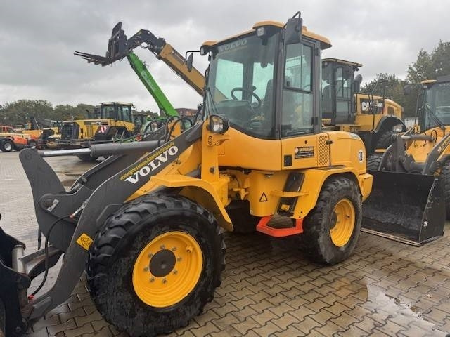 Volvo L 30 G - 휠 로더 : 사진 5 Volvo L 30 G - 휠 로더 : 사진 5