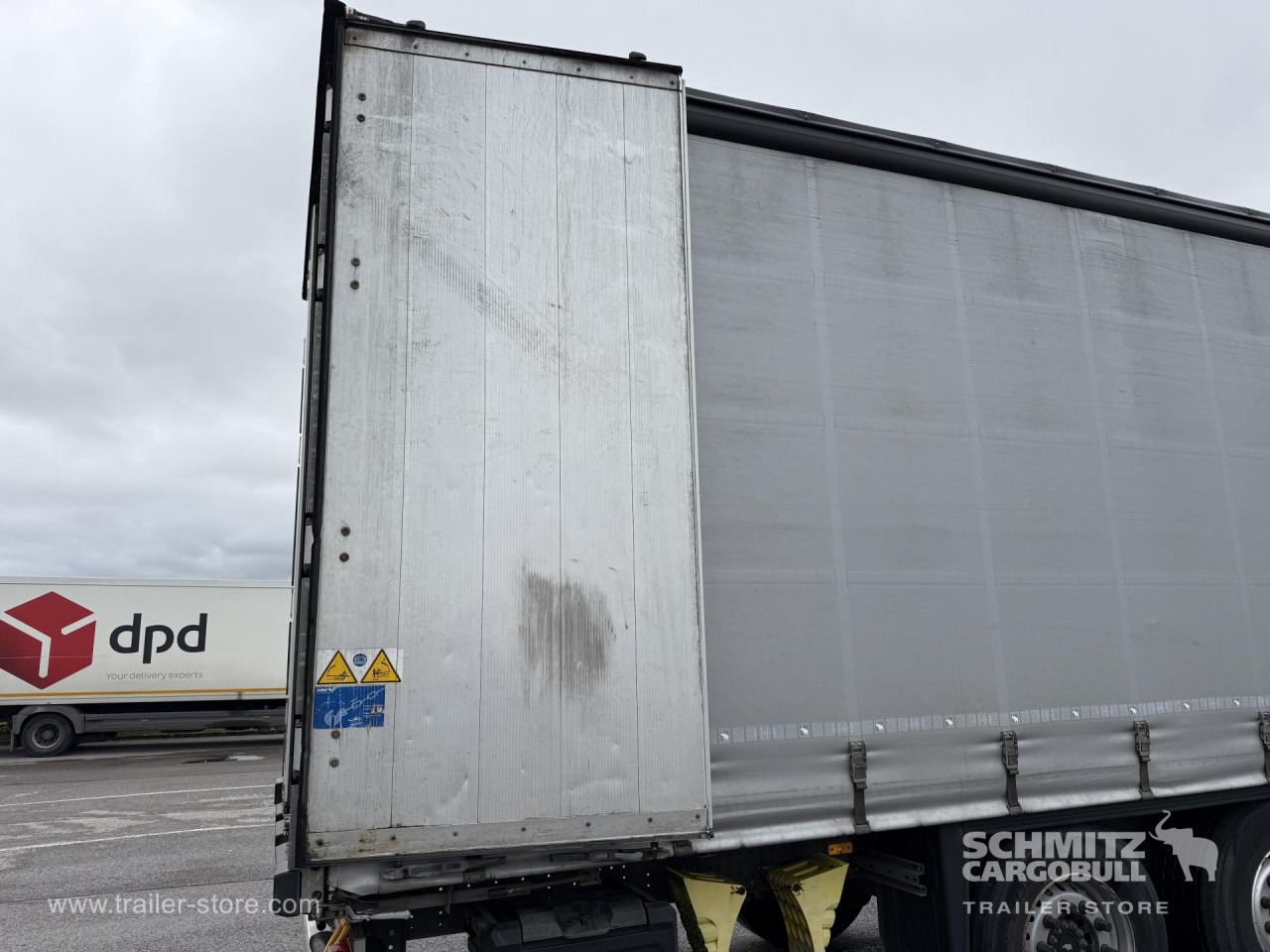 SCHMITZ Curtainsider Standard - 커튼사이더 세미 트레일러 : 사진 2 SCHMITZ Curtainsider Standard - 커튼사이더 세미 트레일러 : 사진 2