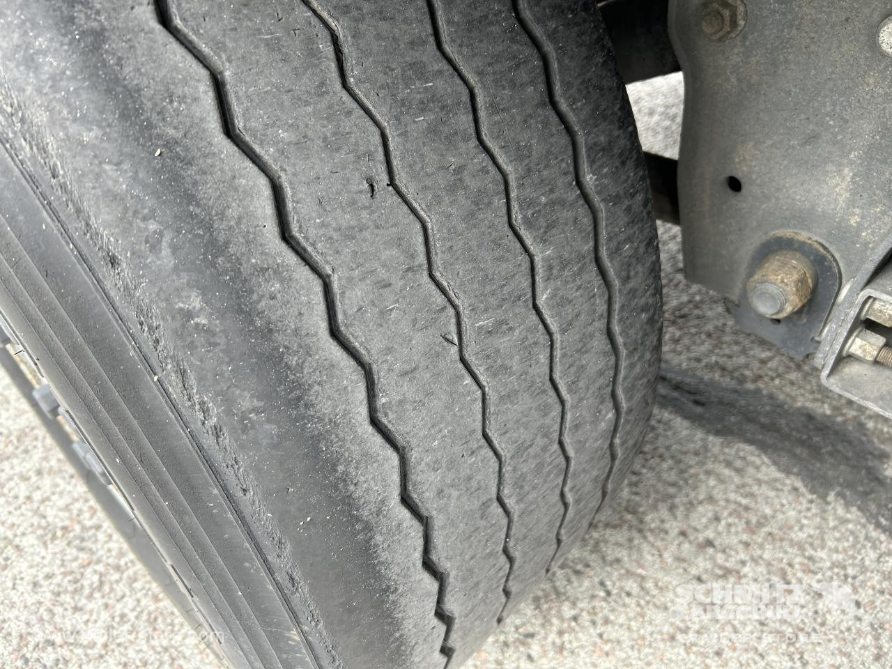 SCHMITZ Curtainsider Standard - 커튼사이더 세미 트레일러 : 사진 4 SCHMITZ Curtainsider Standard - 커튼사이더 세미 트레일러 : 사진 4