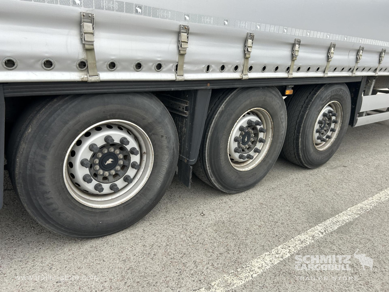 SCHMITZ Curtainsider Standard - 커튼사이더 세미 트레일러 : 사진 2 SCHMITZ Curtainsider Standard - 커튼사이더 세미 트레일러 : 사진 2