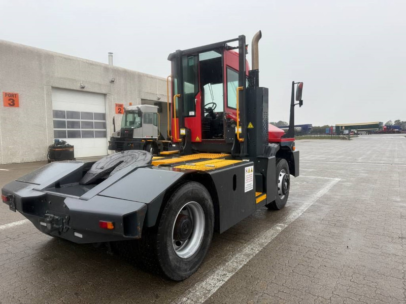 Kalmar Terminal tractor / Terminal-Zugmaschine / - 트랙터 유닛 : 사진 3 Kalmar Terminal tractor / Terminal-Zugmaschine / - 트랙터 유닛 : 사진 3