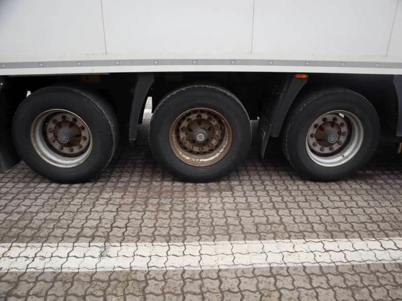 Krone 33 pl. - 냉동 세미 트레일러 : 사진 5 Krone 33 pl. - 냉동 세미 트레일러 : 사진 5