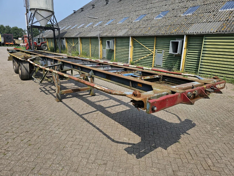 Fruehauf 2 axle - Steelspring - widespread - 컨테이너 운반 장치/ 스와프 보디 세미 트레일러 : 사진 3 Fruehauf 2 axle - Steelspring - widespread - 컨테이너 운반 장치/ 스와프 보디 세미 트레일러 : 사진 3