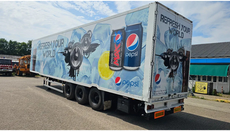 Jumbo DO 270.V1 - MOVING FLOOR - 밀폐형 박스 세미 트레일러 : 사진 5 Jumbo DO 270.V1 - MOVING FLOOR - 밀폐형 박스 세미 트레일러 : 사진 5