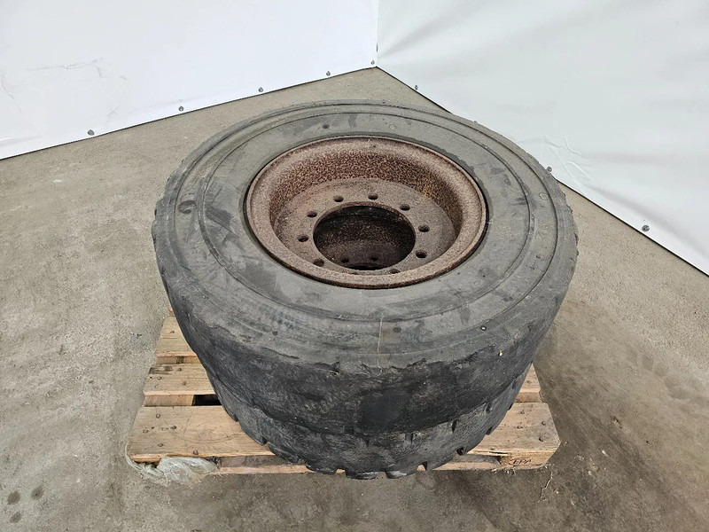 Michelin FULL RUBBER - 315/80R22.5 - 타이어 트럭 용 : 사진 1 Michelin FULL RUBBER - 315/80R22.5 - 타이어 트럭 용 : 사진 1