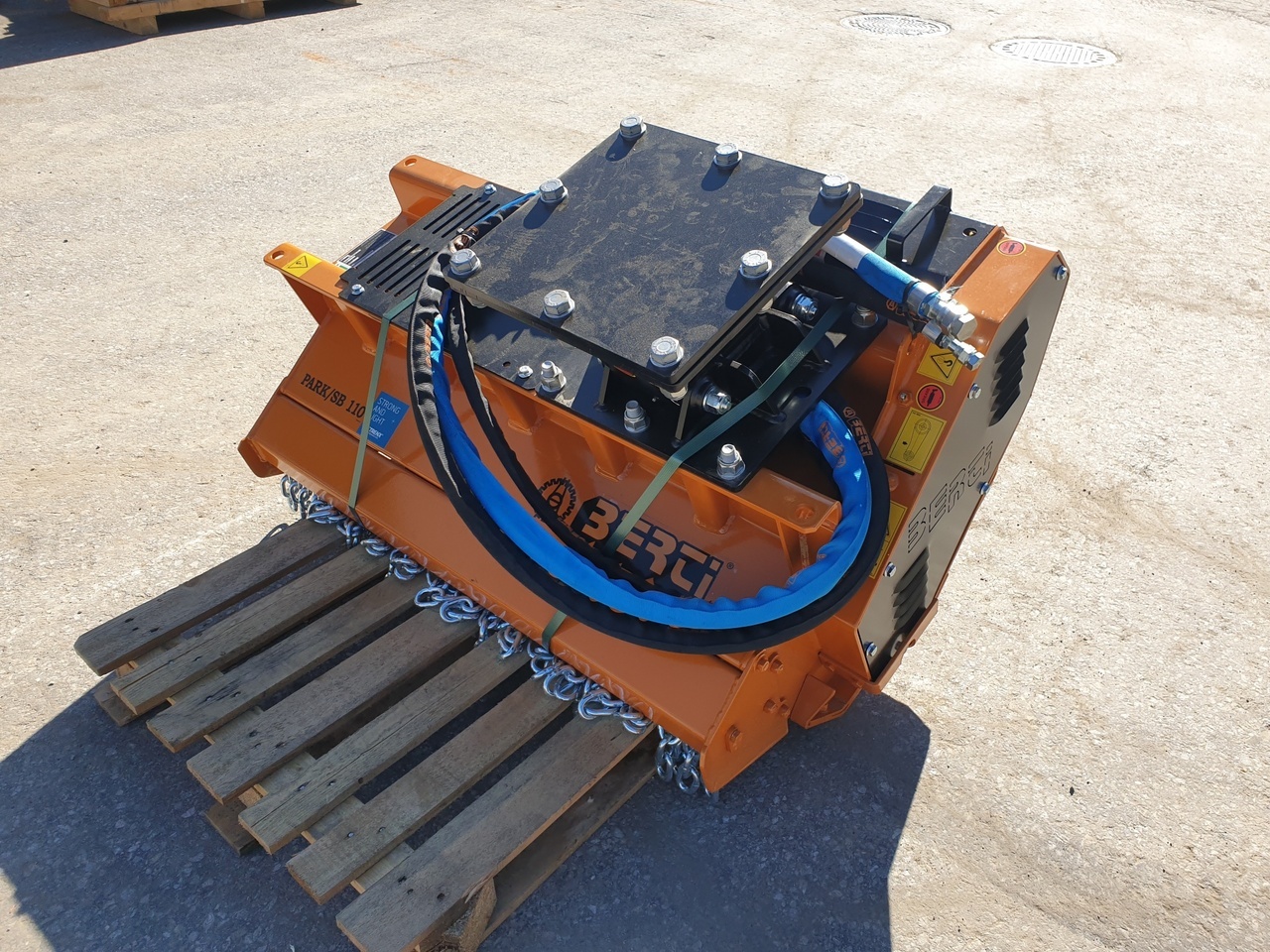 BERTI PARK/SB 110 - Hydraulic mulching head - 부착물 굴착기 용 : 사진 1 BERTI PARK/SB 110 - Hydraulic mulching head - 부착물 굴착기 용 : 사진 1