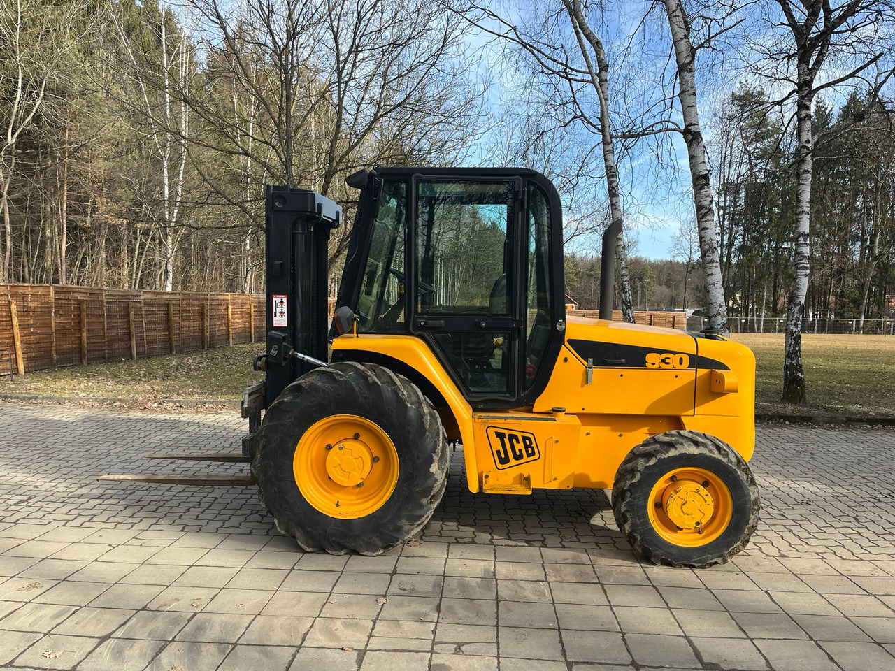 JCB 930 - 디젤 지게차 : 사진 1 JCB 930 - 디젤 지게차 : 사진 1