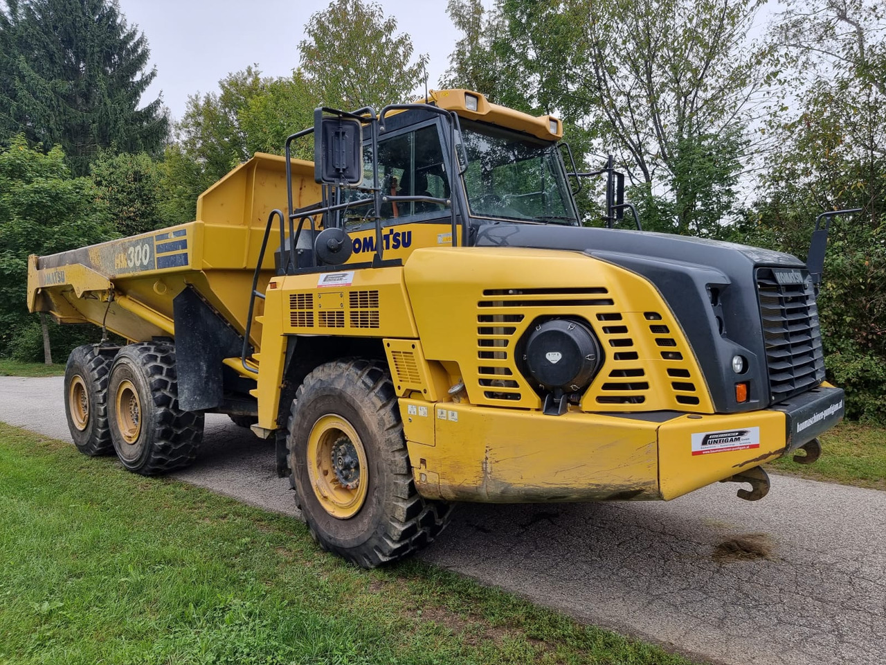KOMATSU HM 300-5EO - 리지드 덤프/ 바위 트럭 : 사진 4 KOMATSU HM 300-5EO - 리지드 덤프/ 바위 트럭 : 사진 4