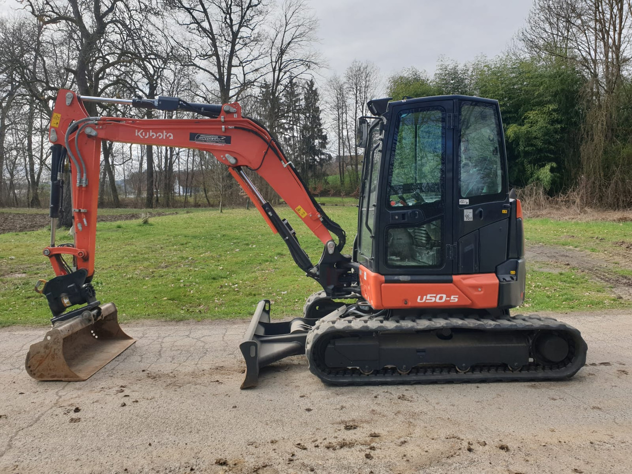 KUBOTA U 50-5 - 미니 굴삭기 : 사진 1 KUBOTA U 50-5 - 미니 굴삭기 : 사진 1