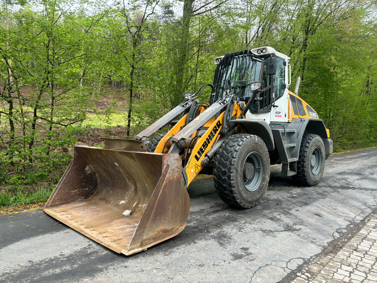 LIEBHERR L 526 - 휠 로더 : 사진 3 LIEBHERR L 526 - 휠 로더 : 사진 3